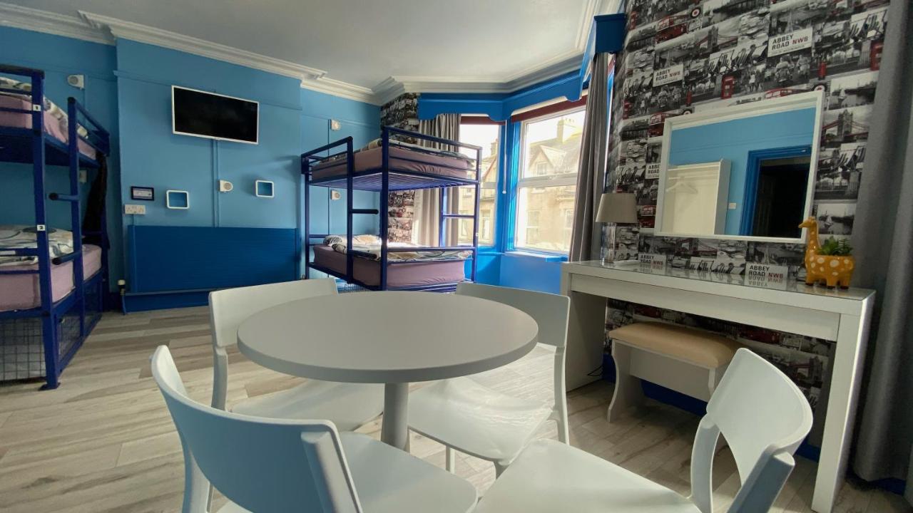Portrush Holiday Hostel Guesthouse Exterior photo