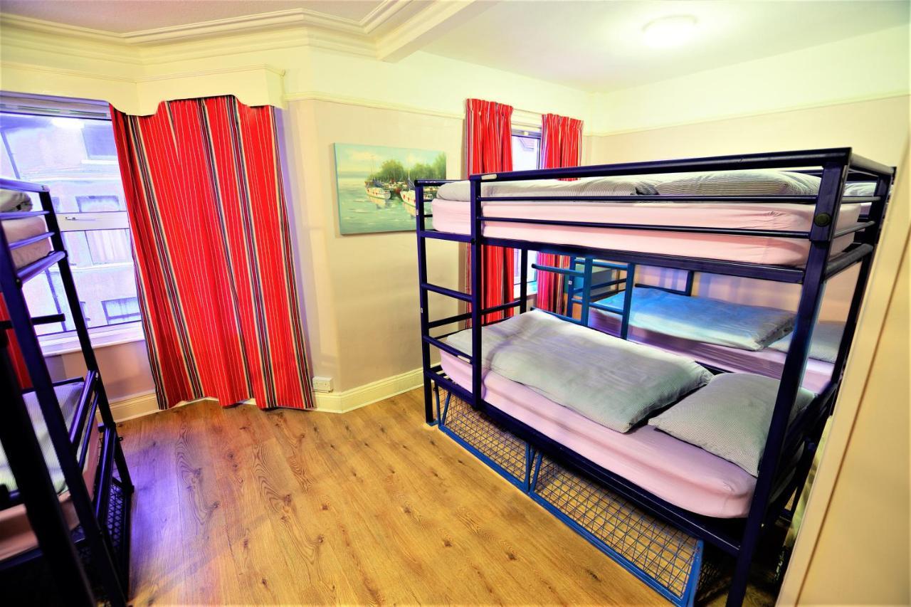 Portrush Holiday Hostel Guesthouse Exterior photo